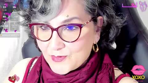 Snapshot of cataleya_mom_ chatting on September 9, 3:17 am cataleya online show from September 9, 3:17 am