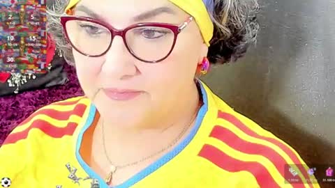 Snapshot of cataleya_mom_ chatting on June 18, 9:14 am cataleya online show from June 18, 9:14 am
