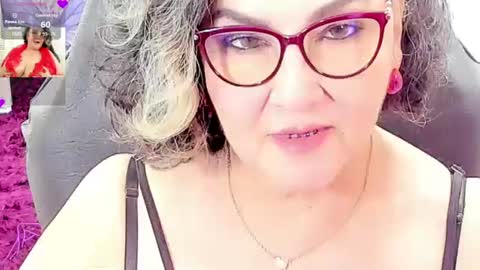 Snapshot of cataleya_mom_ chatting on July 24, 10:08 pm cataleya online show from July 24, 10:08 pm