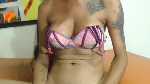 Snapshot of cataleyabigdickk chatting on January 23, 7:11 am cataleyabigdickk online show from January 23, 7:11 am