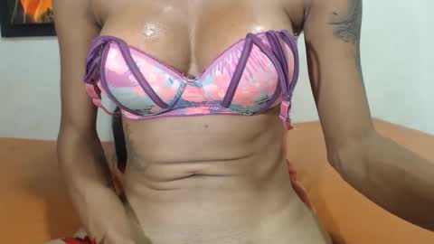 Snapshot of cataleyabigdickk chatting on February 6, 1:49 am cataleyabigdickk online show from February 6, 1:49 am