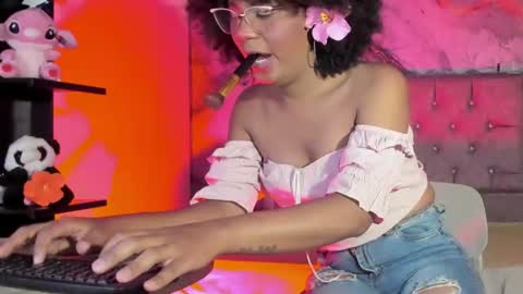 cataleyamoon_ online show from June 27, 7:30 pm