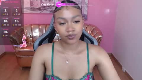 Snapshot of catalina25_t chatting on December 3, 8:07 pm catalina25_t online show from December 3, 8:07 pm