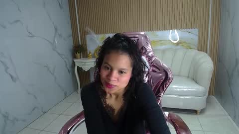 Catalina  online show from October 12, 1:32 pm