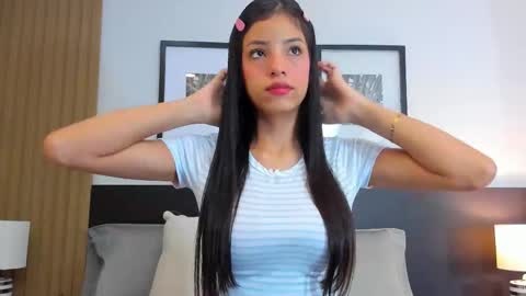 catalina online show from February 13, 4:08 am