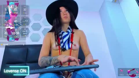 Snapshot of catalina_jonex chatting on February 13, 12:34 pm catalina_jonex online show from February 13, 12:34 pm