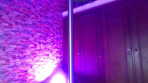 Catalina online show from September 20, 8:43 pm