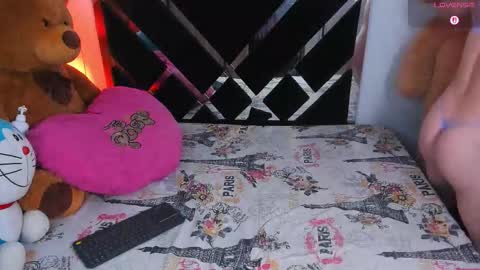 Snapshot of catalina_smith__ chatting on November 25, 9:26 pm Catalina online show from November 25, 9:26 pm