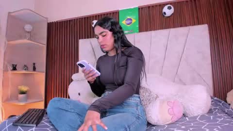 catalleya_f online show from July 20, 8:00 pm
