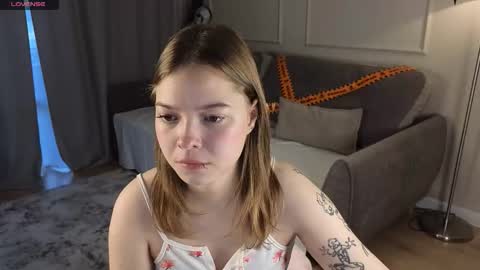 Snapshot of catanadick chatting on October 29, 9:44 am Pat online show from October 29, 9:44 am