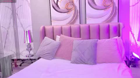 Cata online show from March 15, 4:51 am