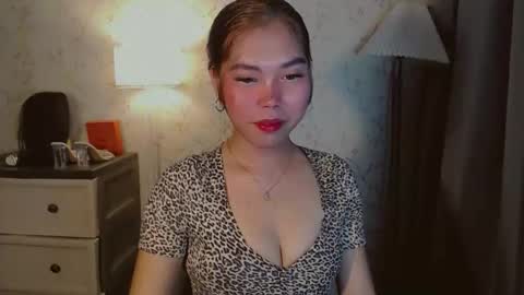 catherine_365 online show from November 12, 7:03 pm