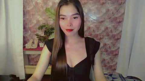 catherine_365 online show from April 28, 9:47 am