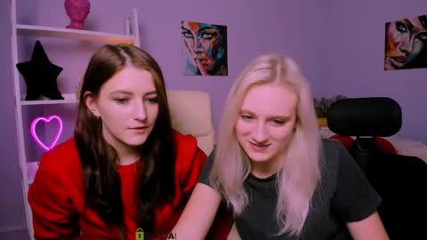 Snapshot of catherine_kitty chatting on February 13, 4:17 pm Catherine online show from February 13, 4:17 pm