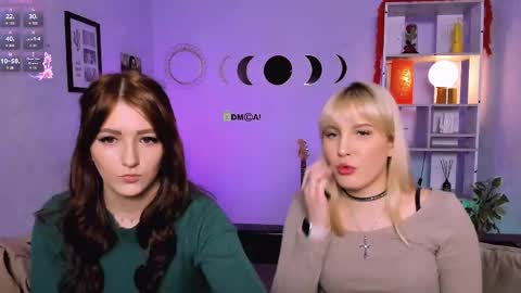 Snapshot of catherine_kitty chatting on March 22, 11:30 pm Catherine online show from March 22, 11:30 pm