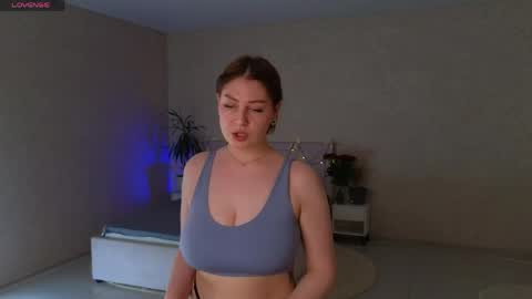 Snapshot of catherine_river chatting on May 11, 11:05 am Catherine online show from May 11, 11:05 am