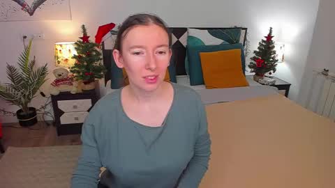 Snapshot of catherinewalls chatting on January 4, 2:25 am Catrin online show from January 4, 2:25 am