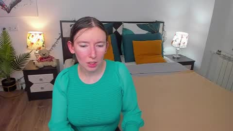 Snapshot of catherinewalls chatting on March 2, 3:56 am Catrin online show from March 2, 3:56 am