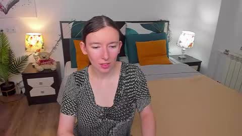 Snapshot of catherinewalls chatting on March 12, 8:30 am Catrin online show from March 12, 8:30 am