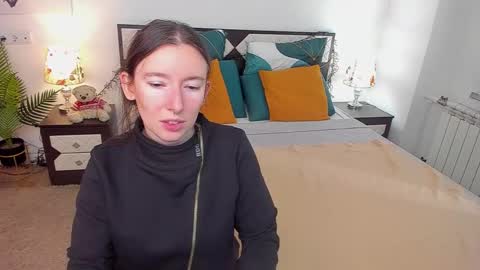 Snapshot of catherinewalls chatting on September 29, 7:13 am Catrin online show from September 29, 7:13 am