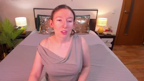 Catrin online show from May 9, 4:17 am