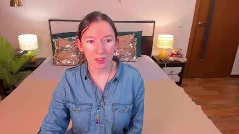 Catrin online show from May 18, 4:18 am