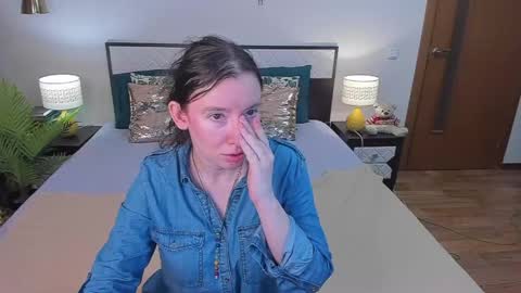 Catrin online show from May 19, 4:19 am