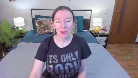 Catrin online show from June 9, 2:23 am
