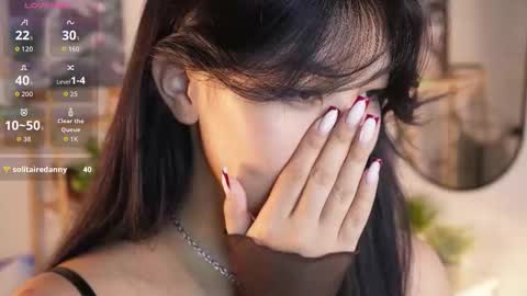 Lee online show from September 9, 4:28 pm