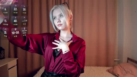 Mia online show from March 18, 11:02 am