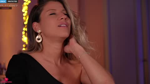 Cathleen online show from November 4, 3:22 pm