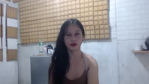 Snapshot of cathty27708934 chatting on April 12, 10:53 am cathty27708934 online show from April 12, 10:53 am