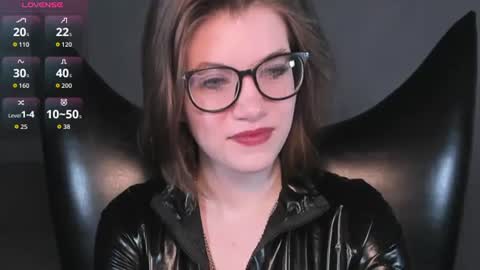 Snapshot of cathybarnes chatting on June 10, 6:56 am cathybarnes online show from June 10, 6:56 am