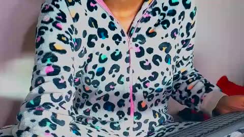 Snapshot of cathynoir chatting on November 1, 5:26 pm catrine online show from November 1, 5:26 pm