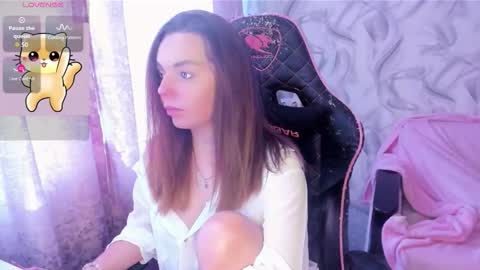 .  .  online show from October 18, 12:06 pm