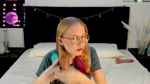 CatmintLush online show from August 2, 11:36 pm
