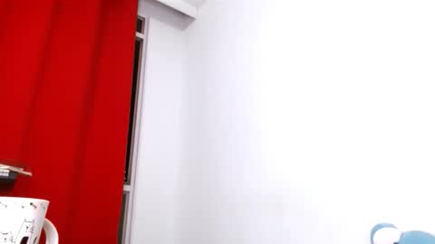 Snapshot of catnessa_ chatting on February 6, 1:32 am Catalina Restrepo online show from February 6, 1:32 am