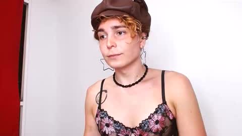 Snapshot of catnessa_ chatting on March 7, 2:08 am Catalina Restrepo online show from March 7, 2:08 am