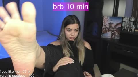 Snapshot of catrinaeuphorina chatting on December 28, 9:30 pm Catrina or just Cat online show from December 28, 9:30 pm