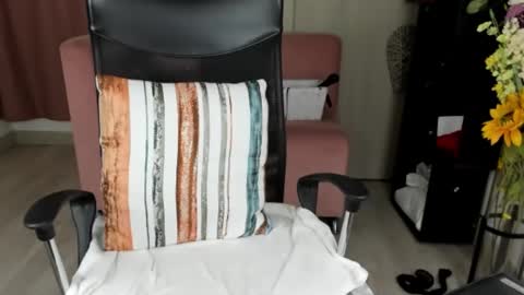 catta cat18 online show from January 30, 9:25 pm