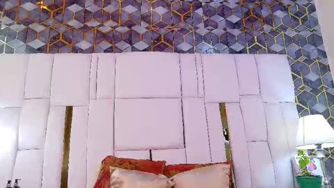 Snapshot of cattaleya_get chatting on October 11, 2:26 pm cattaleya_get online show from October 11, 2:26 pm