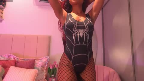 Snapshot of cattaleya_russ chatting on October 7, 2:09 am catta 3 online show from October 7, 2:09 am