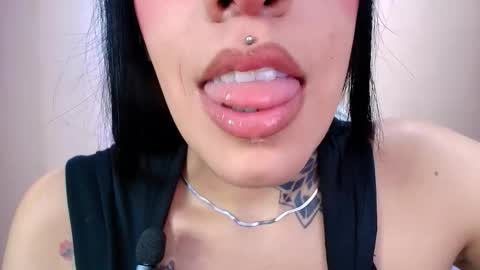 Cattleya online show from February 2, 1:37 am