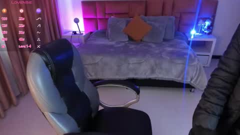 Snapshot of catti_brie_ chatting on November 25, 11:54 am catti_brie_ online show from November 25, 11:54 am