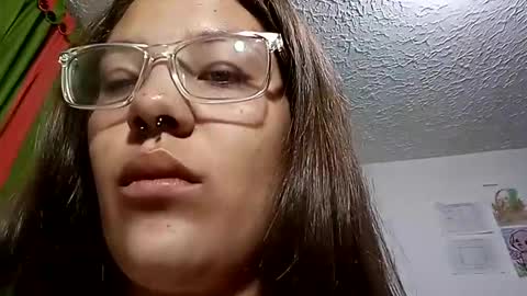 Snapshot of cattigoon chatting on December 15, 1:43 am cattigoon online show from December 15, 1:43 am