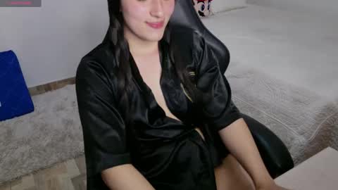 Snapshot of cattleyaangel chatting on June 1, 1:29 am Cattleya online show from June 1, 1:29 am