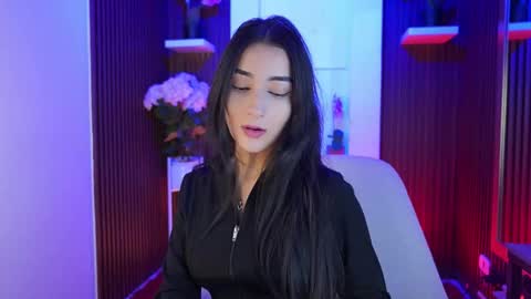 cattleyascaly online show from October 21, 7:25 pm