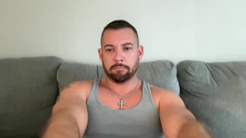 Snapshot of cboyy20 chatting on October 18, 5:14 pm cboyy20 online show from October 18, 5:14 pm