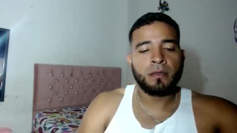 Snapshot of ccamilo_ chatting on June 2, 1:13 pm camilo online show from June 2, 1:13 pm