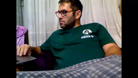 Snapshot of ccddrr2 chatting on October 30, 9:48 pm ccddrr2 online show from October 30, 9:48 pm